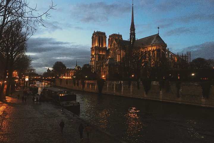 The Darkest Secrets of Paris 5